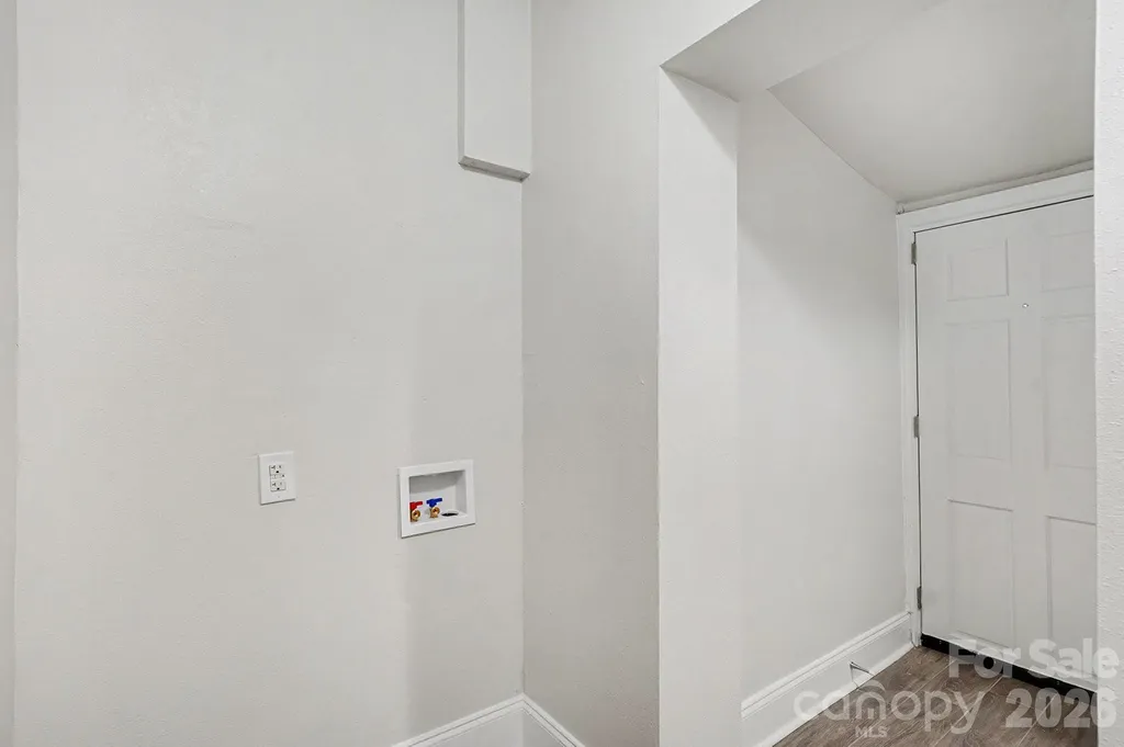 3431 Shamrock Drive Charlotte NC 28215