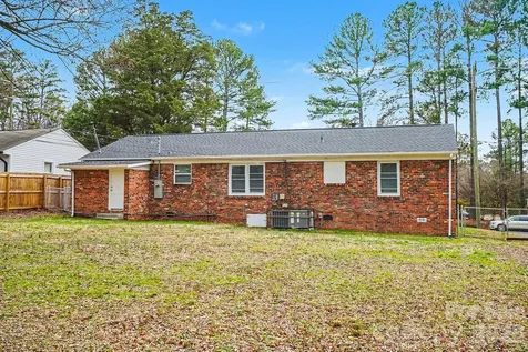 3431 Shamrock Drive Charlotte NC 28215