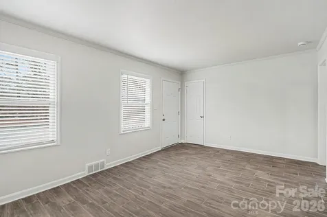 3431 Shamrock Drive Charlotte NC 28215