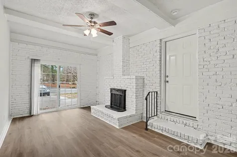 3431 Shamrock Drive Charlotte NC 28215