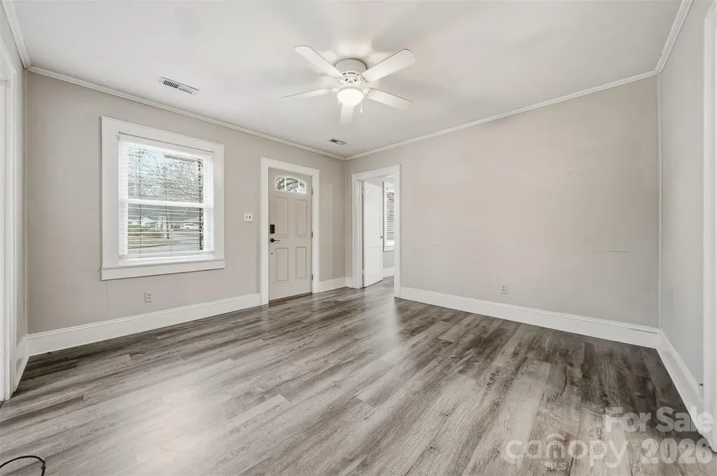 2036 4th Street NE Hickory NC 28601