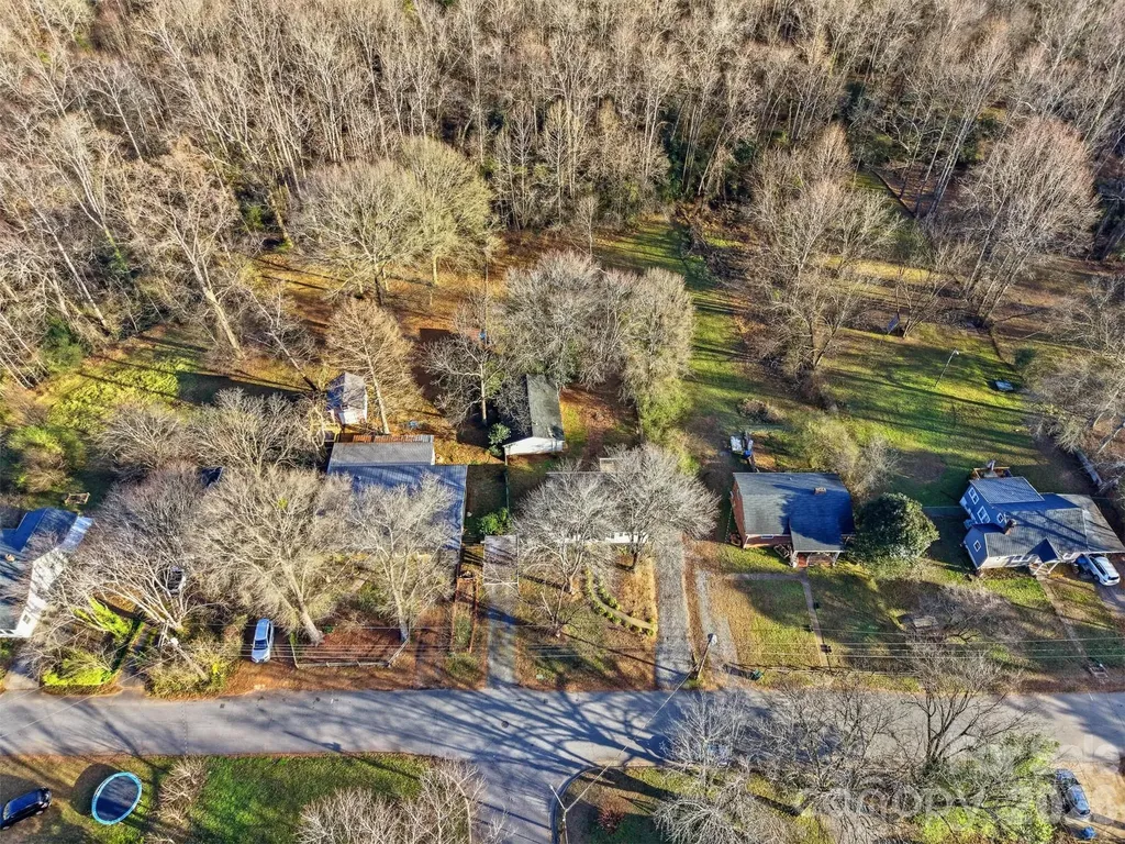 2036 4th Street NE Hickory NC 28601