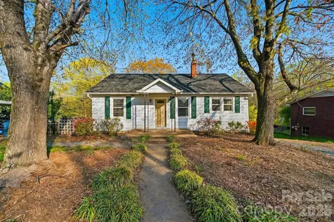2036 4th Street NE Hickory NC 28601