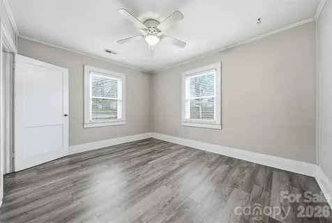 2036 4th Street NE Hickory NC 28601