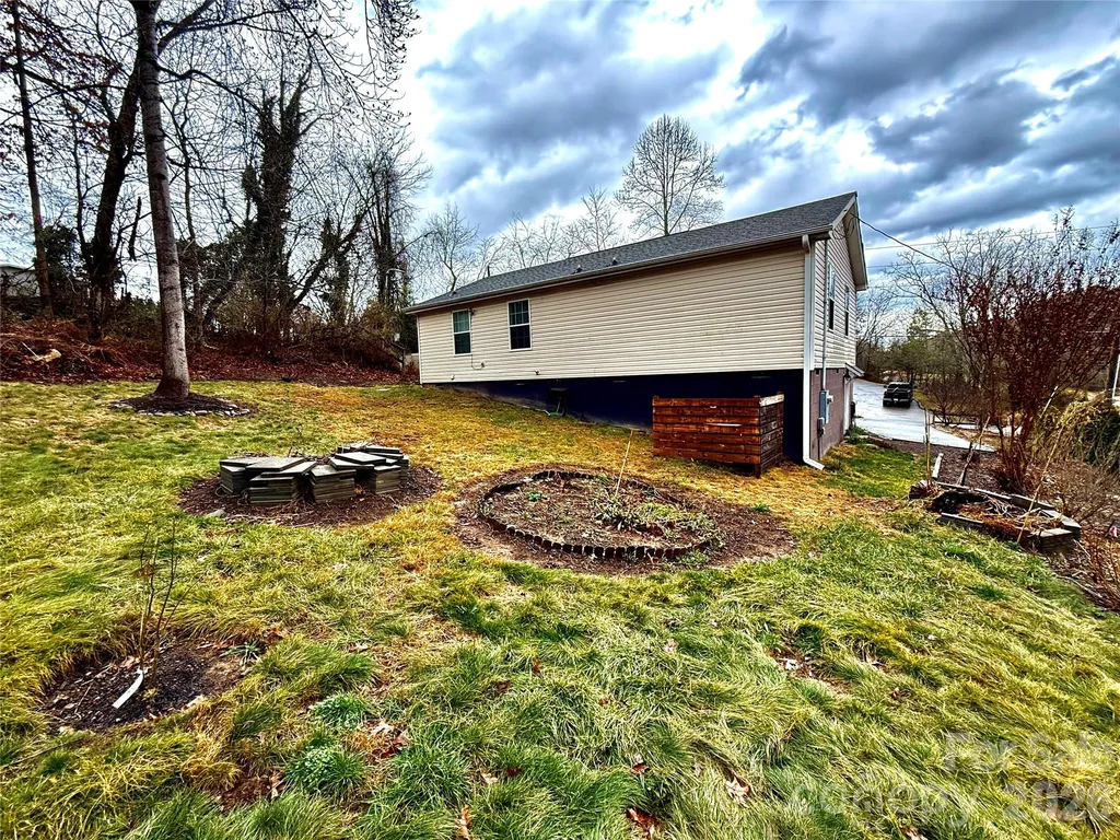 11 Pisgah View Road Asheville NC 28806