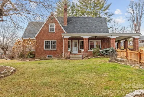 506 W Main Street Burnsville NC 28714