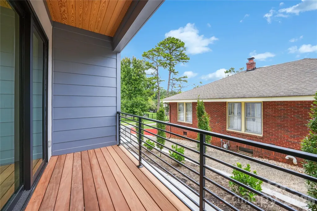 1511 Waverly Avenue Charlotte NC 28203