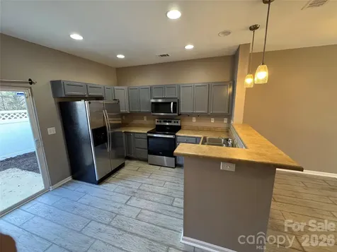 422 Delta Drive Fort Mill SC 29715