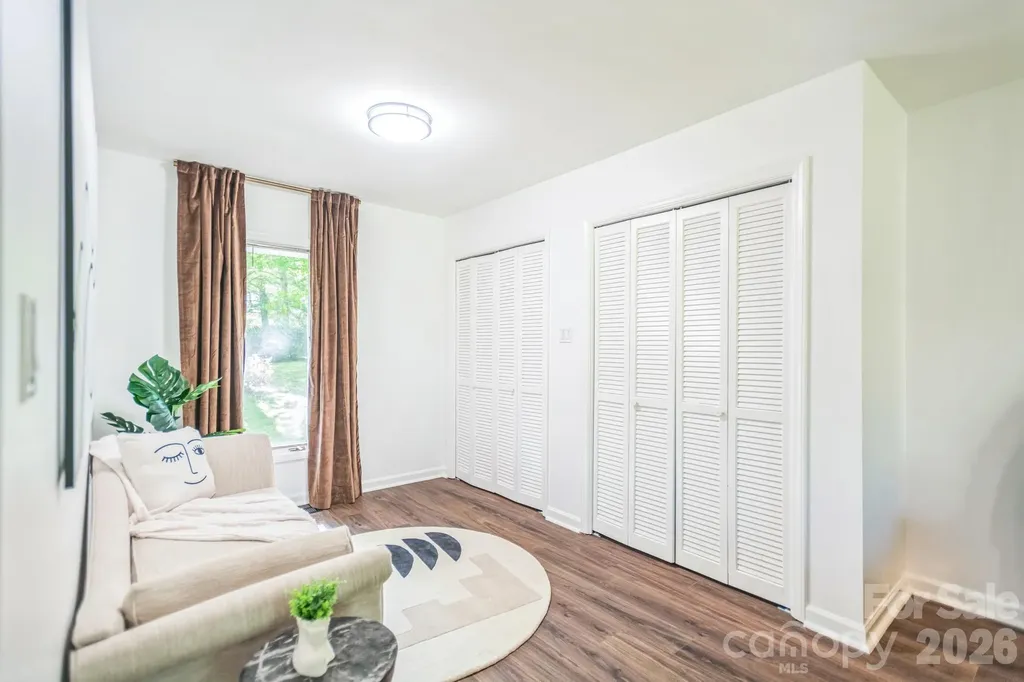 52 Reynolda Drive Asheville NC 28803