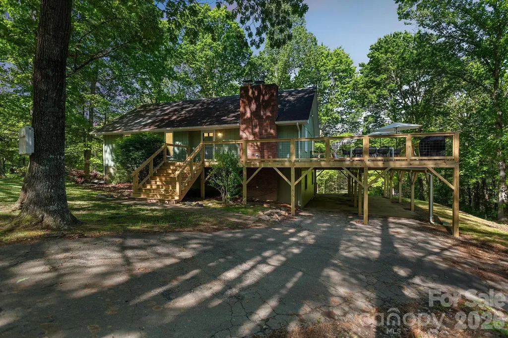 52 Reynolda Drive Asheville NC 28803