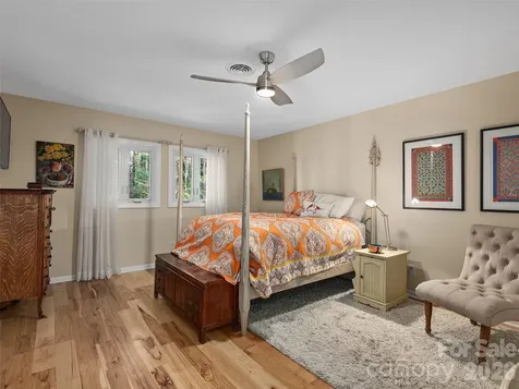 321 Britton Creek Drive Hendersonville NC 28791