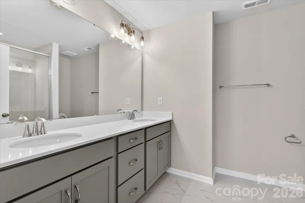 228 Ferebee Place Charlotte NC 28213