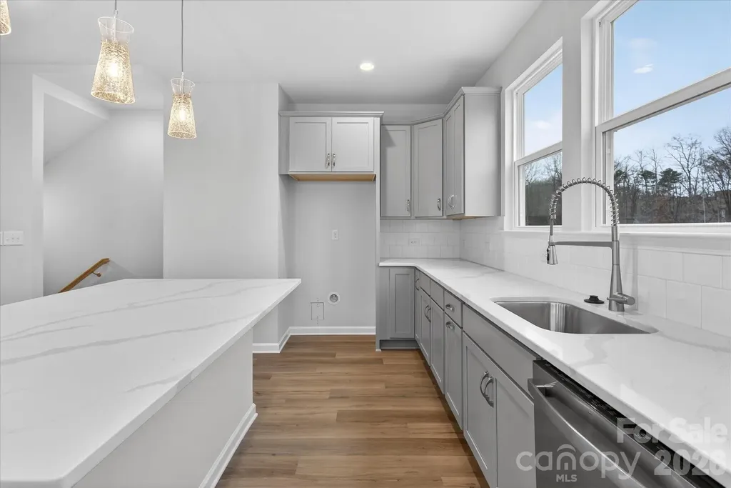 228 Ferebee Place Charlotte NC 28213