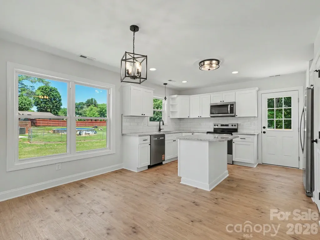 139 Donna Lane Statesville NC 28625