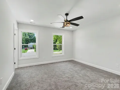 139 Donna Lane Statesville NC 28625