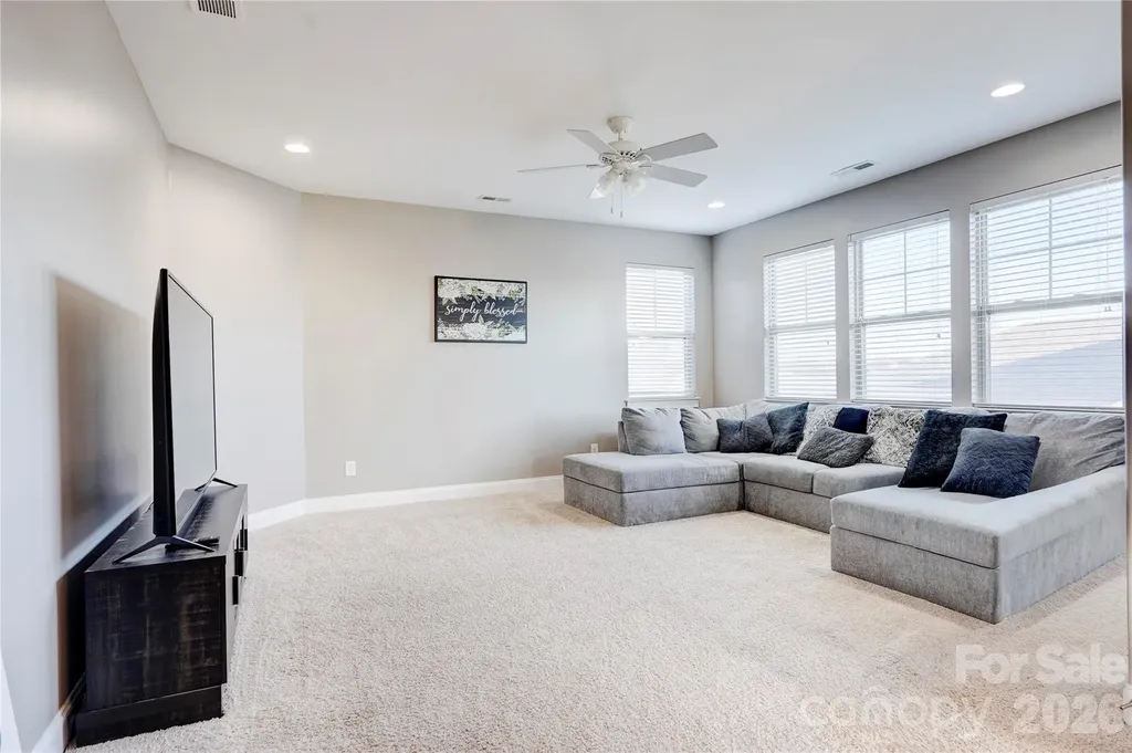 3246 Kelsey Plaza Kannapolis NC 28081