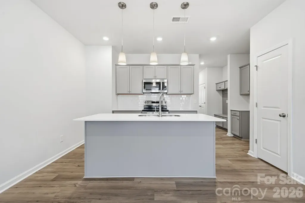 5114 Orchardview Way Charlotte NC 28216