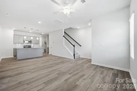 5114 Orchardview Way Charlotte NC 28216