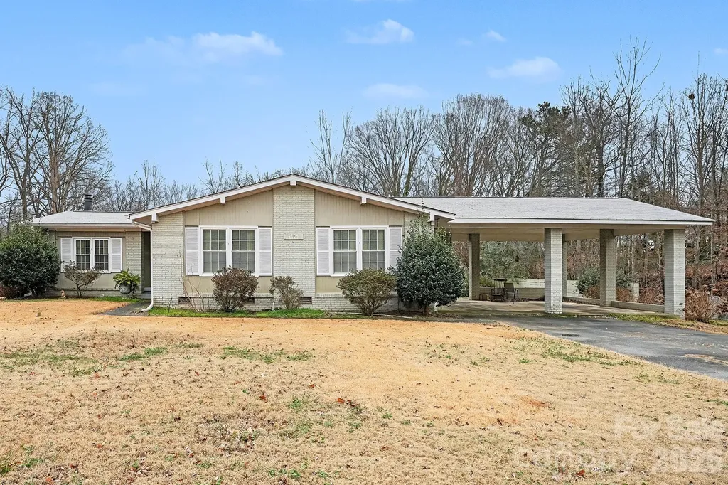4206 Tipperary Place Charlotte NC 28215