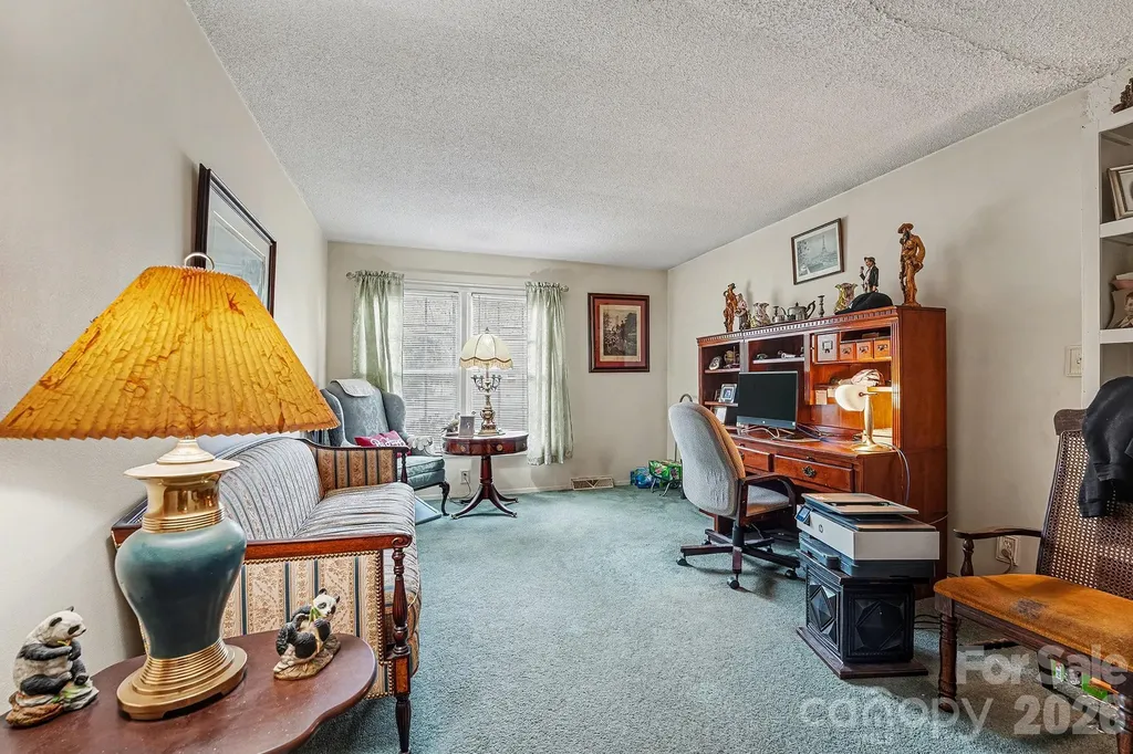 4206 Tipperary Place Charlotte NC 28215