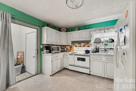 4206 Tipperary Place Charlotte NC 28215