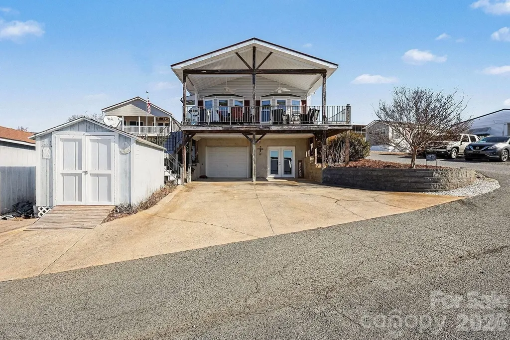 103 Oriole Road New London NC 28127