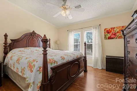 103 Oriole Road New London NC 28127
