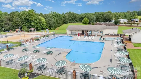 103 Oriole Road New London NC 28127