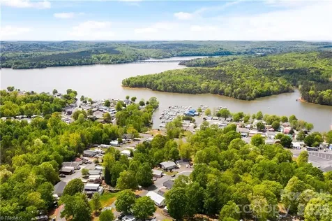 103 Oriole Road New London NC 28127