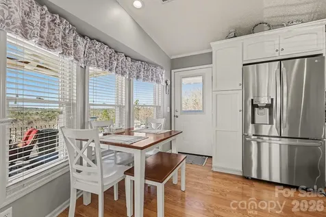 103 Oriole Road New London NC 28127