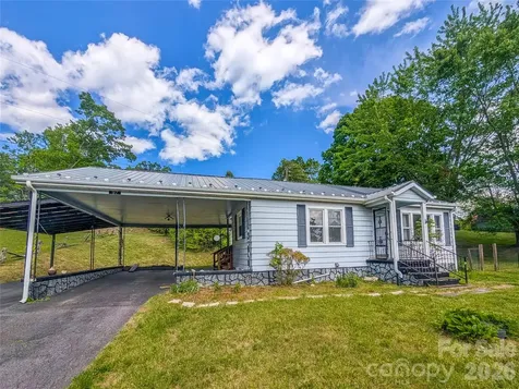 97 Tom Sparks Road Spruce Pine NC 28777