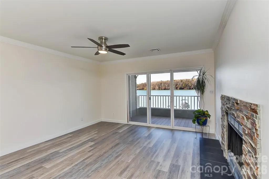 7332 Lakefront Drive Charlotte NC 28278