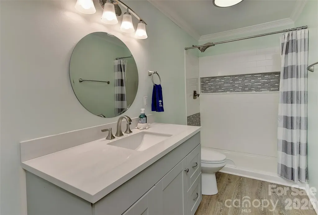 7332 Lakefront Drive Charlotte NC 28278