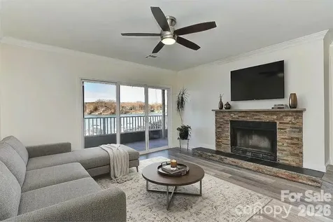 7332 Lakefront Drive Charlotte NC 28278