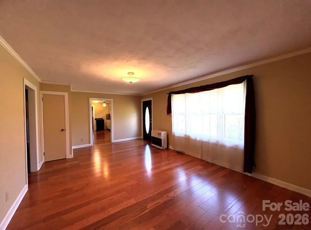 3253 Us 70 Highway W Marion NC 28752