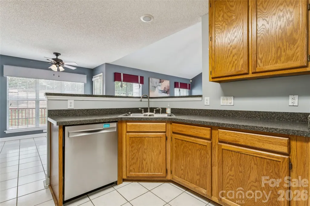 12408 Sandringham Place Charlotte NC 28262