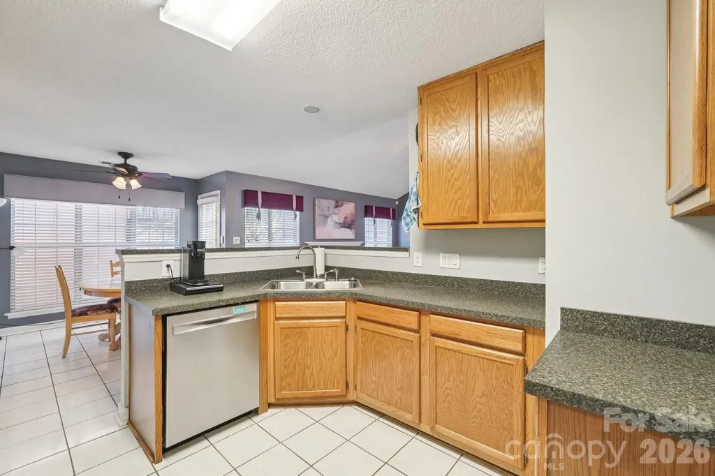 12408 Sandringham Place Charlotte NC 28262