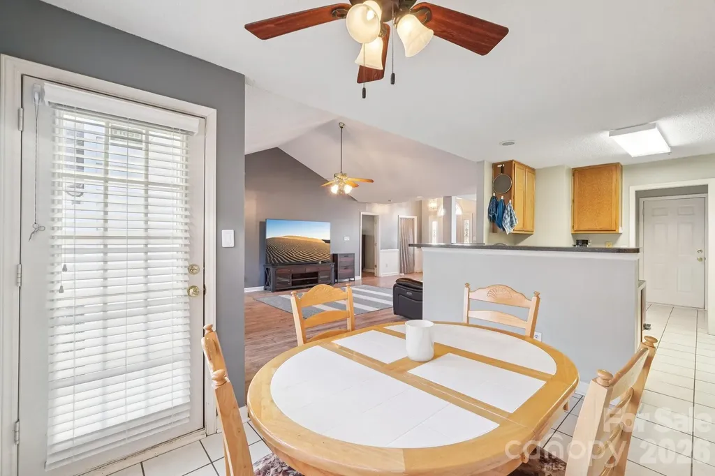 12408 Sandringham Place Charlotte NC 28262