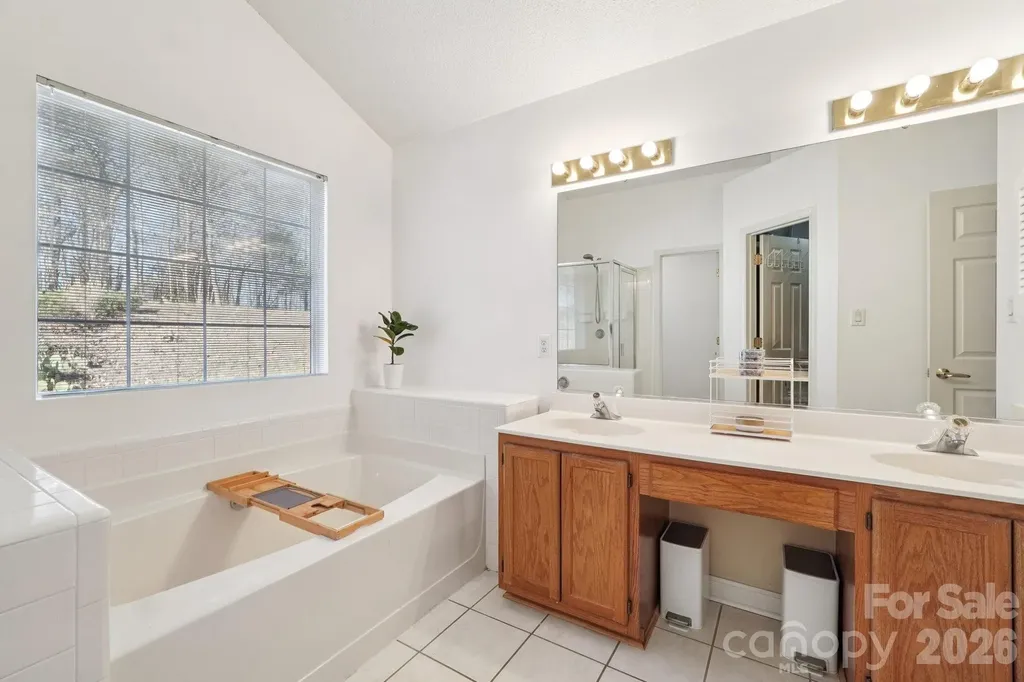 12408 Sandringham Place Charlotte NC 28262