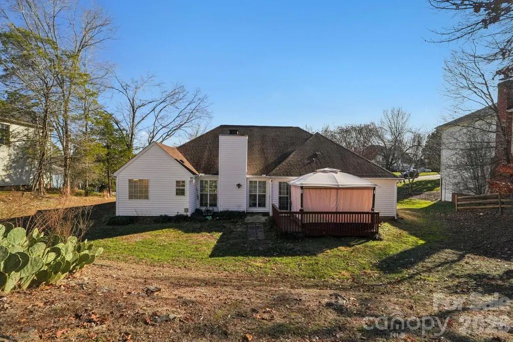 12408 Sandringham Place Charlotte NC 28262