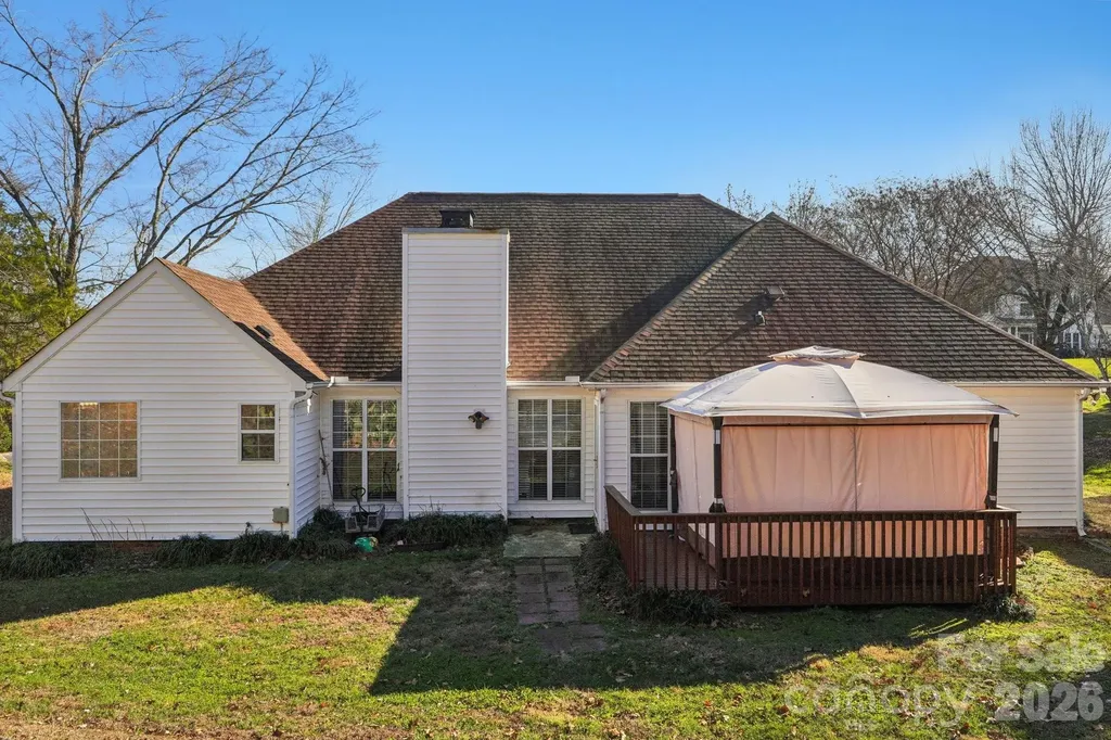 12408 Sandringham Place Charlotte NC 28262