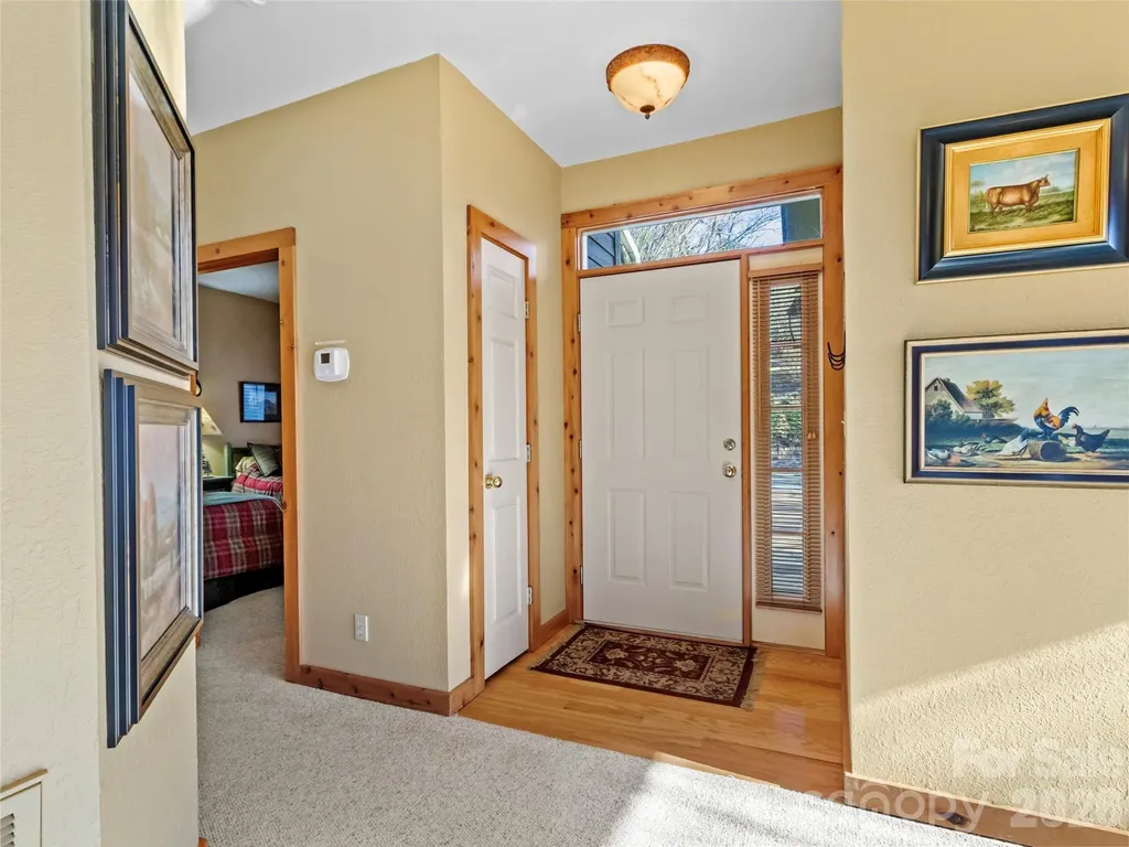 80 Stoney Falls Loop Burnsville NC 28714