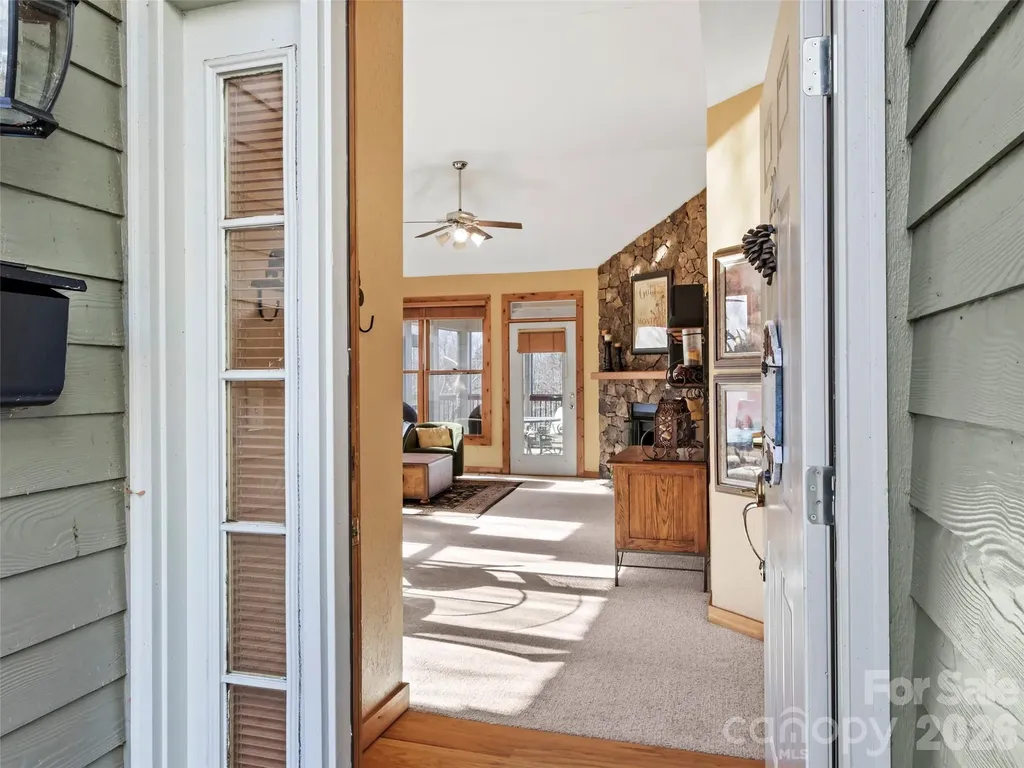 80 Stoney Falls Loop Burnsville NC 28714