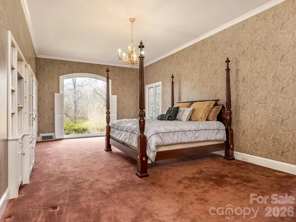 2750 Loch Lane Charlotte NC 28226