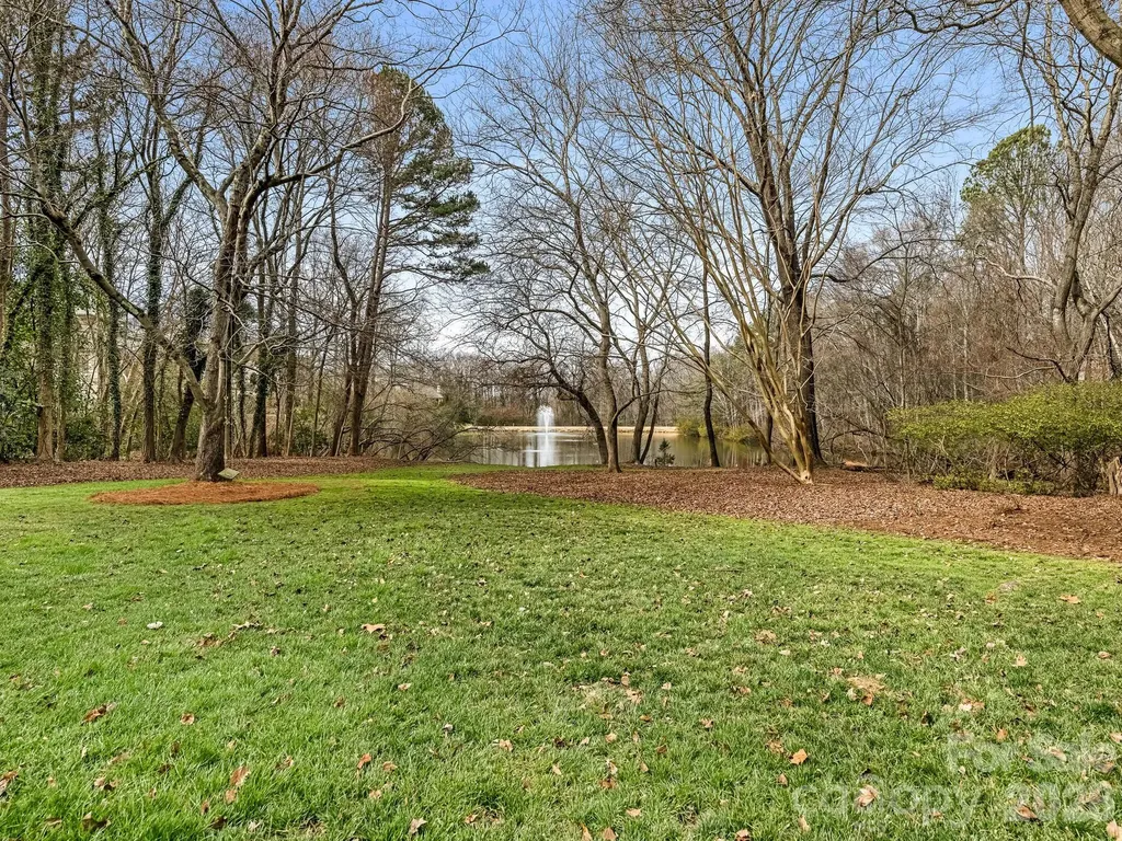 2750 Loch Lane Charlotte NC 28226