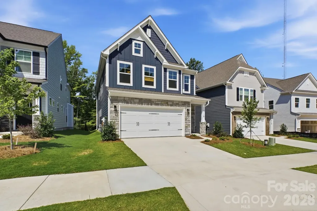 13115 Foxberry Road Charlotte NC 28213