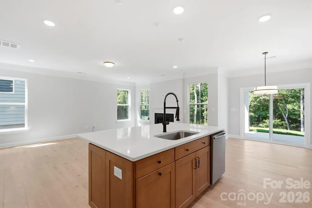 13115 Foxberry Road Charlotte NC 28213