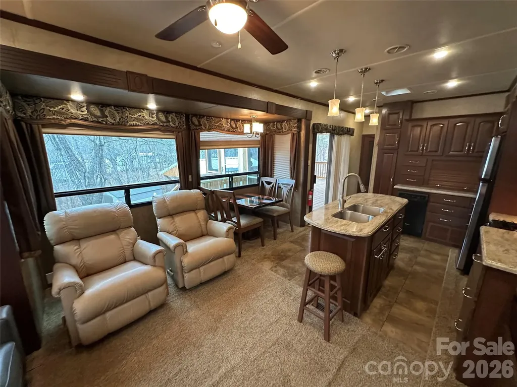 112 Sparrow Lane New London NC 28127