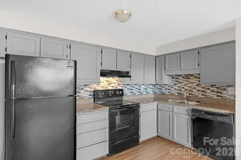 7530 Pebblestone Drive Charlotte NC 28212