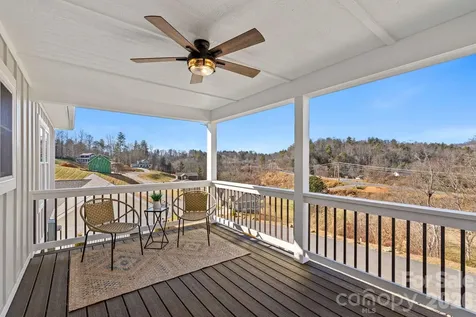 56 White Oak Place Mars Hill NC 28754